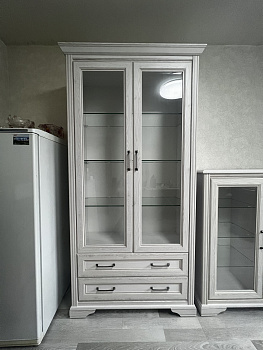 Витрина Stylius лиственница сибирская