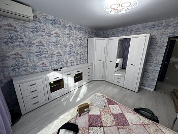 Шкаф Malta лиственница сибирская/орех лион SZF3D2S