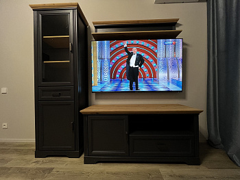 Тумба под телевизор Jasmin графит/дуб артизан 