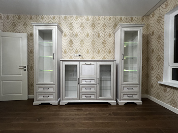 Витрина с подсветкой Stylius лиственница сибирская REG1W2S