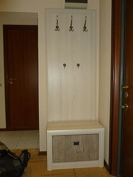 Вешалка Koen ясень снежный 