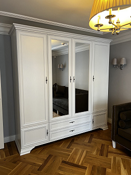 Шкаф с зеркалом Kentaki белый 